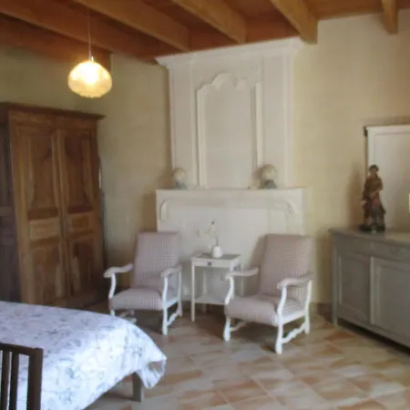 Logis De Bois Roche 1 * Saint-Bonnet-sur-Gironde