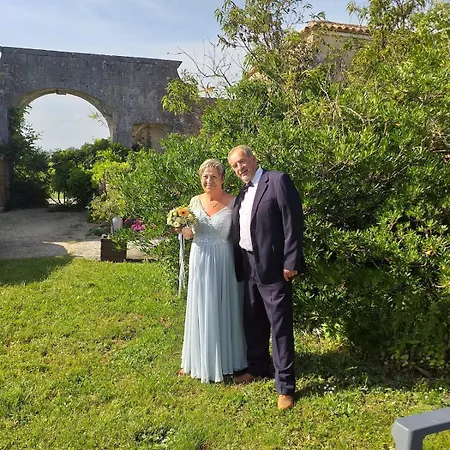 Logis De Bois Roche 1 * Saint-Bonnet-sur-Gironde